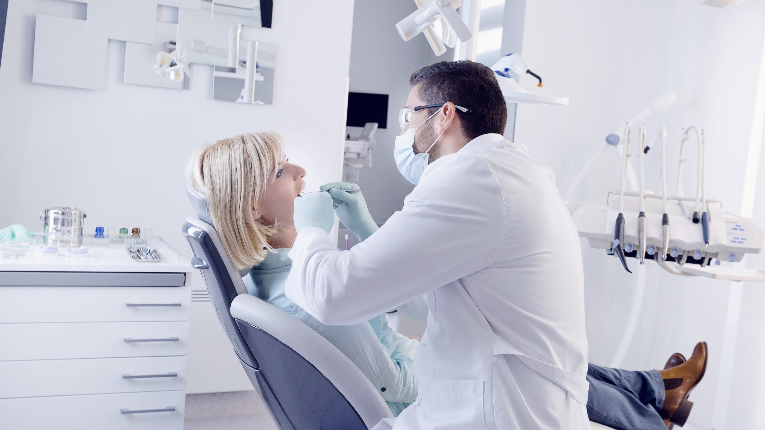 Dentist in Massapequa Park, NY